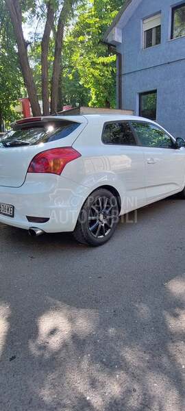 Kia pro_cee`d crdi