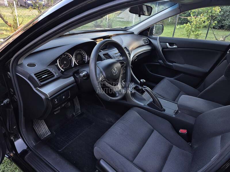 Honda Accord 8