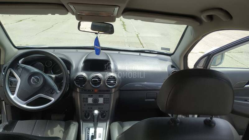 Opel Antara 