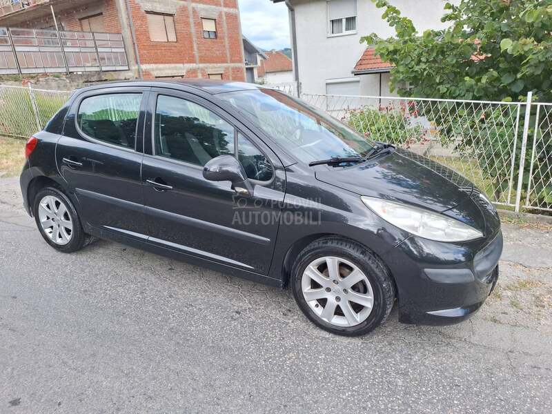 Peugeot 207 1.4