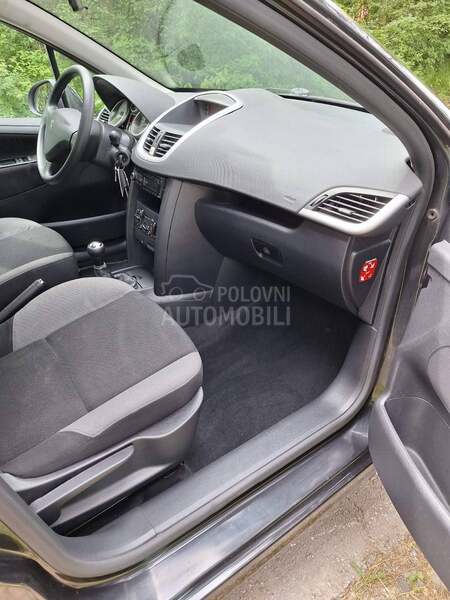 Peugeot 207 1.4