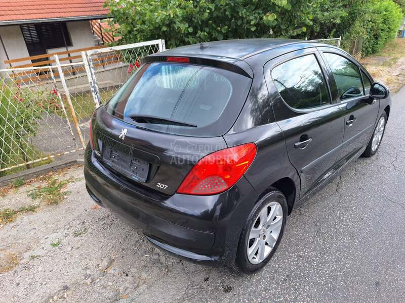 Peugeot 207 1.4