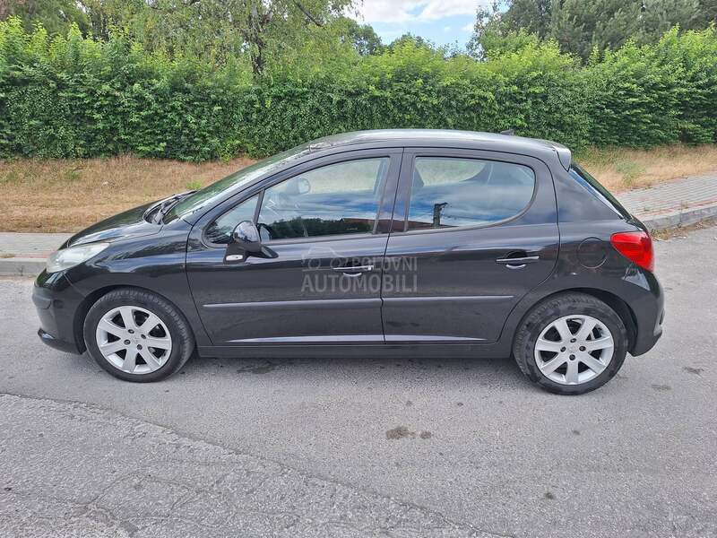 Peugeot 207 1.4