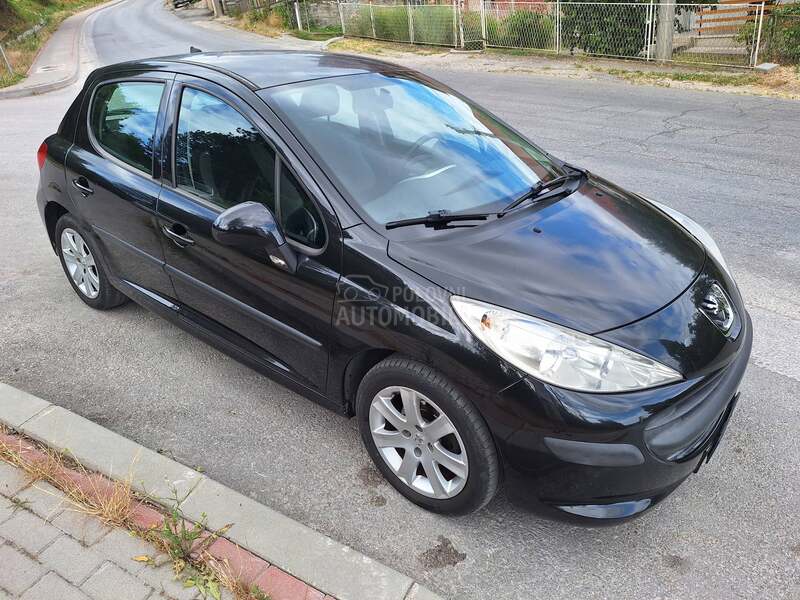 Peugeot 207 1.4