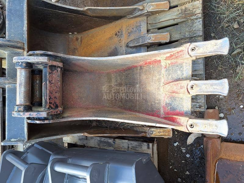 Kanalska kašika 400 mm