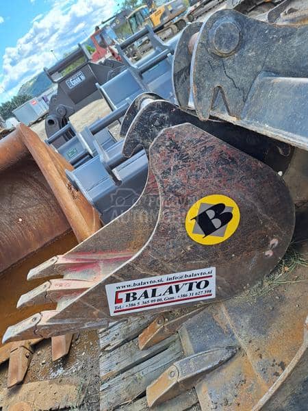 Kanalska kašika 400 mm