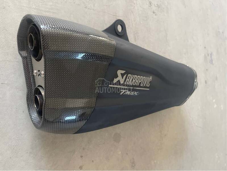 Akrapovic T max