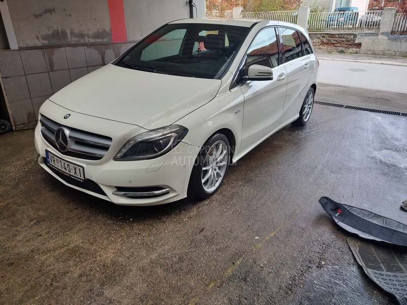 Mercedes Benz B 200 w246