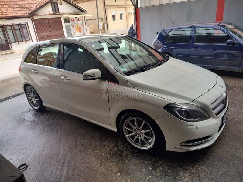Mercedes Benz B 200 w246