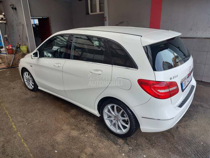 Mercedes Benz B 200 w246