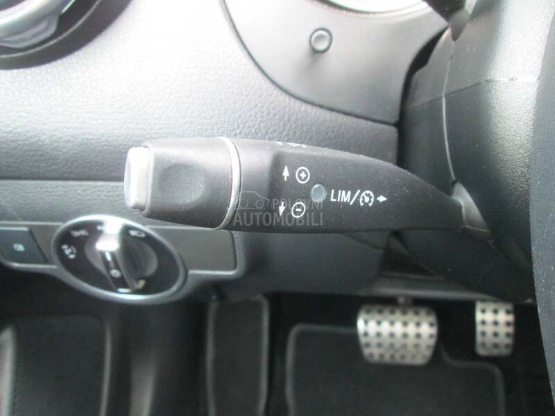 Mercedes Benz GLA 200 d Premium