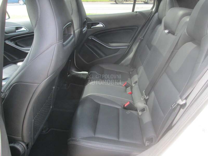 Mercedes Benz GLA 200 d Premium