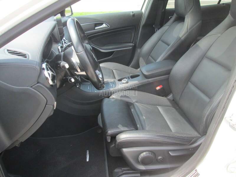Mercedes Benz GLA 200 d Premium
