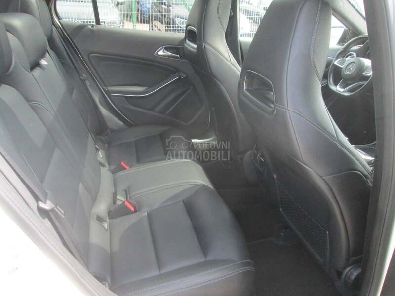 Mercedes Benz GLA 200 d Premium