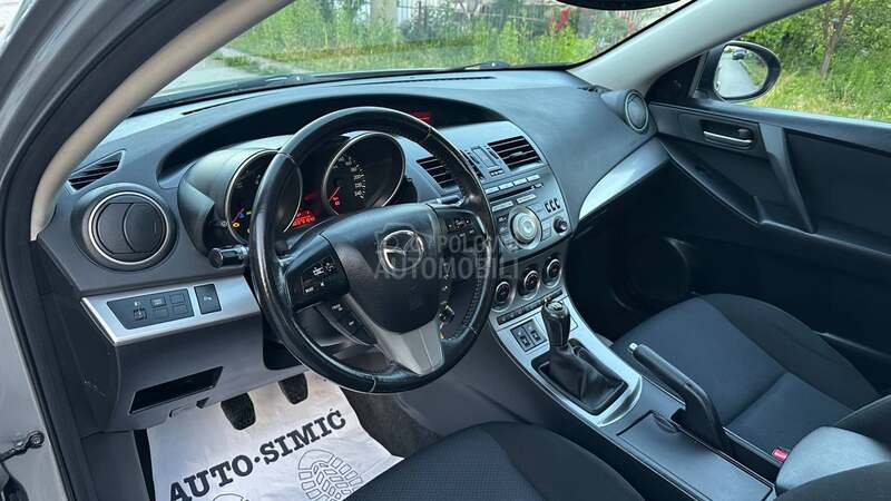 Mazda 3 1.6 D.IZUZEETNA
