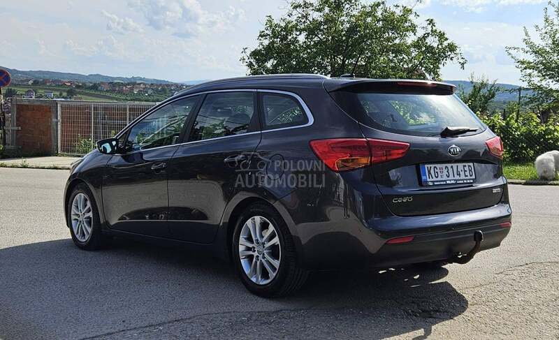 Kia cee`d 1.6GDI FIFA WORLD