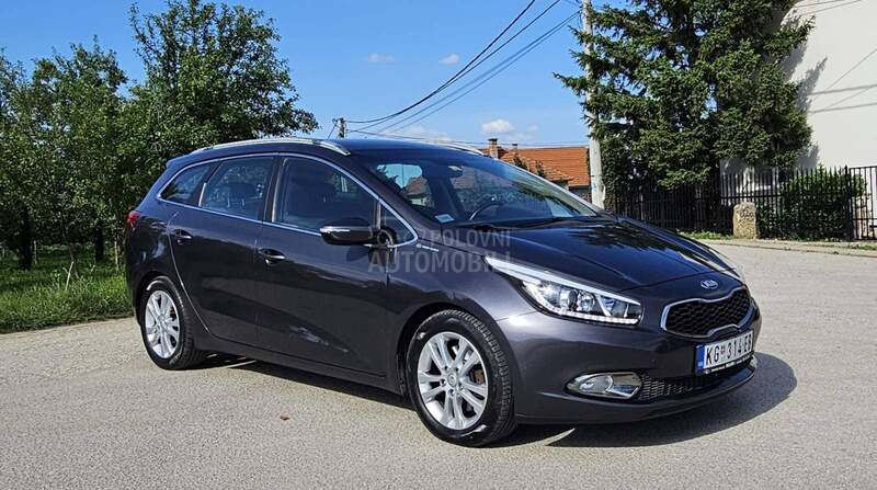 Kia cee`d 1.6GDI FIFA WORLD