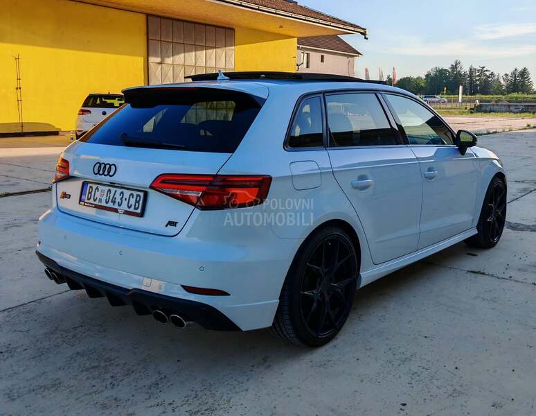 Audi S3 CH DCC