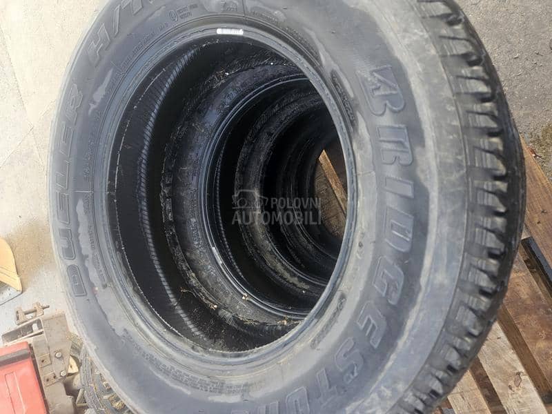 Bridgestone 245/65 R17 Sve sezone