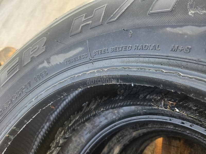 Bridgestone 245/65 R17 Sve sezone