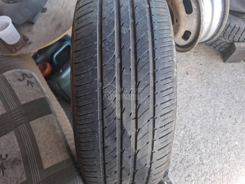 Waterfall 215/65 R16 Sve sezone