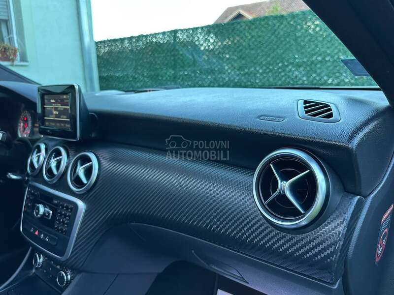 Mercedes Benz A 180 3X AMG/PANO/AUT
