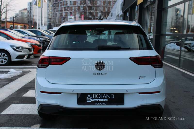 Volkswagen Golf 8 1.0 TSI Life