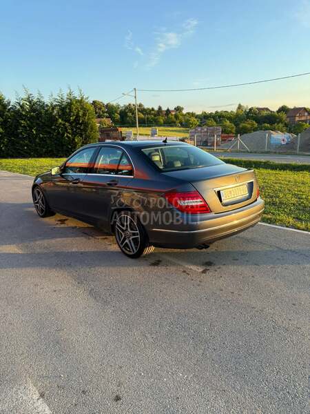 Mercedes Benz C 180 AVANTGARDE