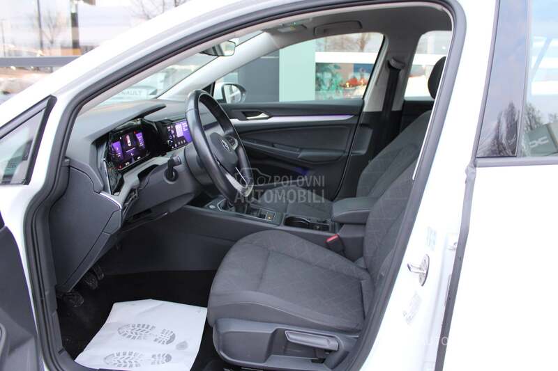 Volkswagen Golf 8 1.0 TSI Life