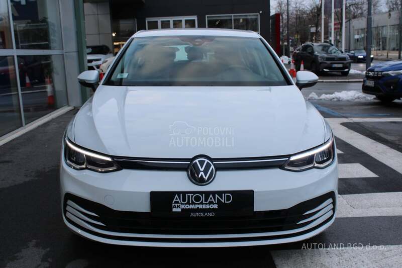Volkswagen Golf 8 1.0 TSI Life