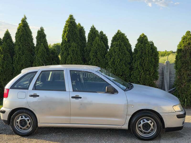 Seat Ibiza 1.0 mpi 5v