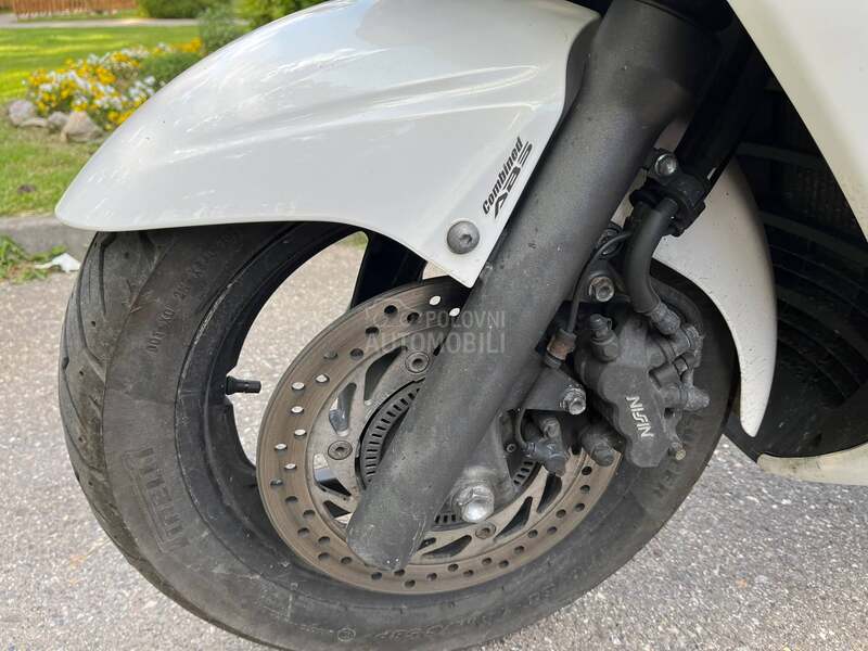 Honda Silver Wing 400