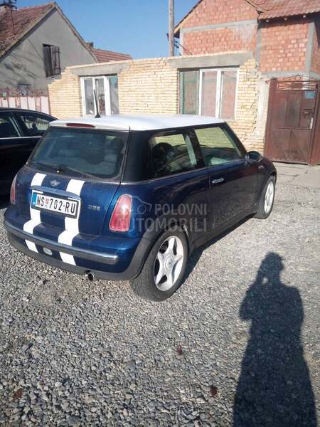MINI One 