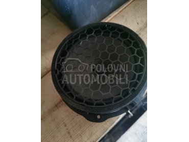zvučnik 8v za Audi A3