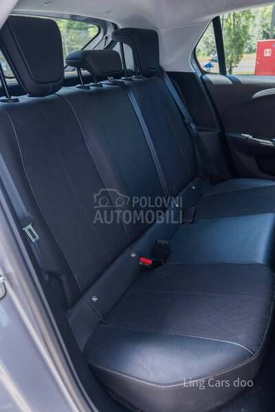 Opel Corsa F Elegance 1.2