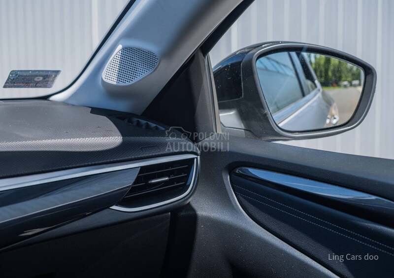 Opel Corsa F Elegance 1.2