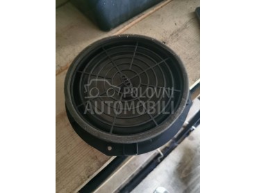 zvučnik 8x za Audi A1