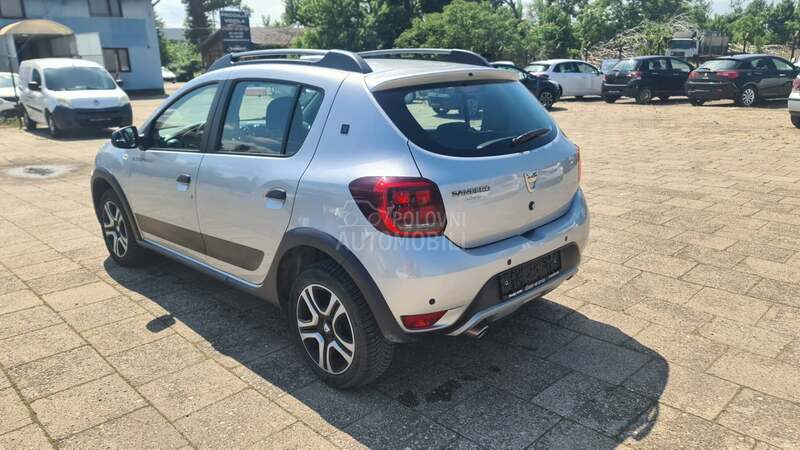 Dacia Stepway 1.0b NAV/LED