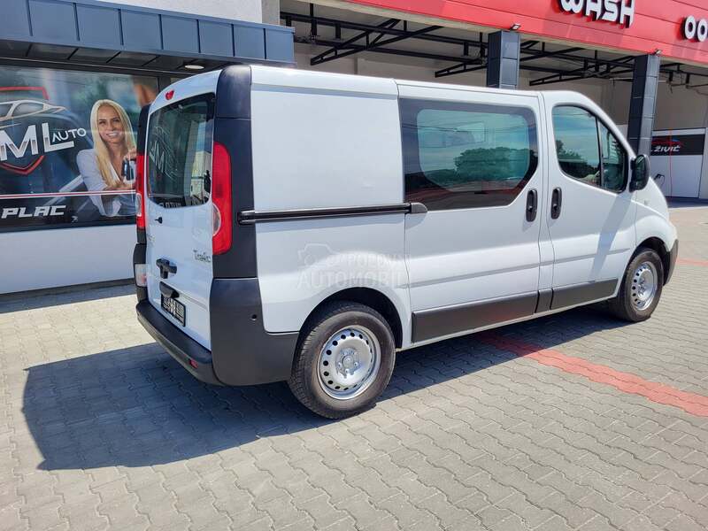 Renault Trafic 