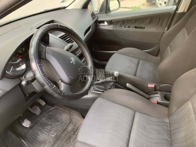 Peugeot 207 1.4