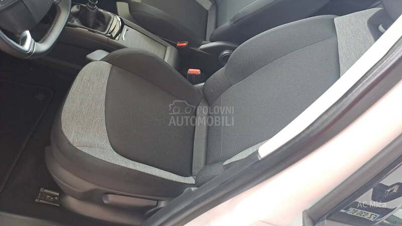 Citroen C4 SpaceTourer 1.5 BLU NAV ALU KAM