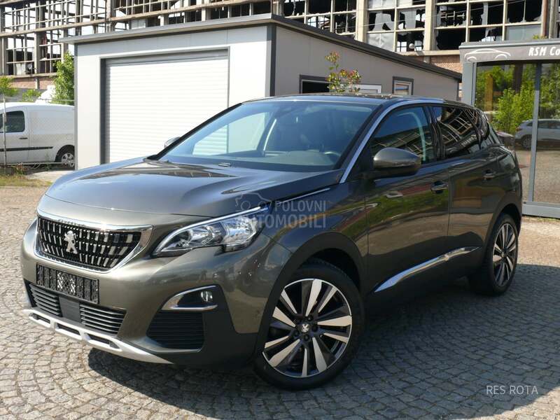 Peugeot 3008 1.2i Allure