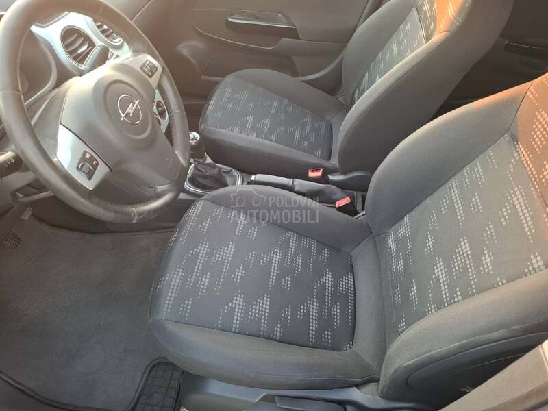 Opel Corsa D 1.4