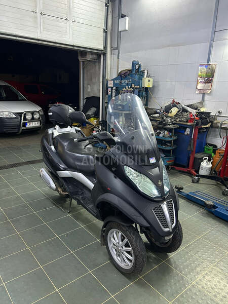Piaggio MP3 300LT