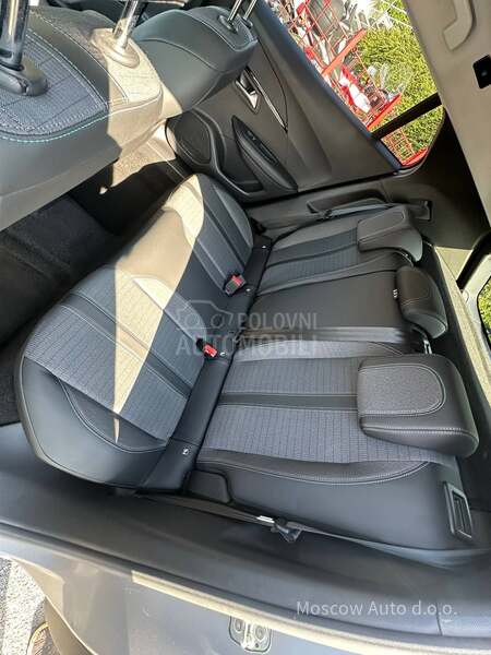 Peugeot 2008 Allure 1.2 business