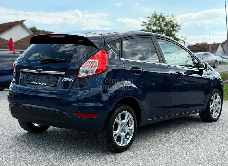 Ford Fiesta 1.4B-TNG TITANIUM