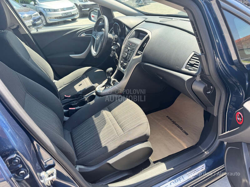 Opel Astra J 1.7 cdti