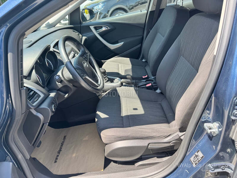 Opel Astra J 1.7 cdti