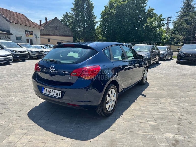 Opel Astra J 1.7 cdti
