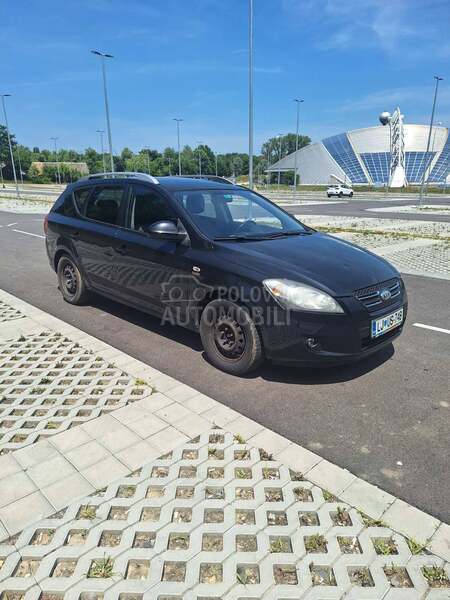 Kia cee`d sw 